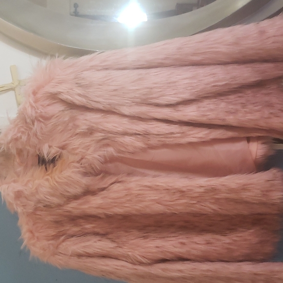 Faux Fur jacket - Picture 3 of 5